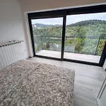 Apartman Fuzine Lake Apartments
