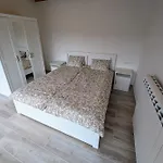 Apartman Fuzine Lake Apartments
