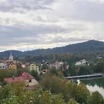 Fuzine Lake Apartments Apartman