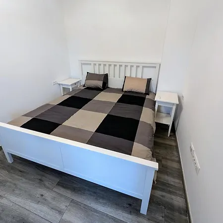 Fuzine Lake Apartments *