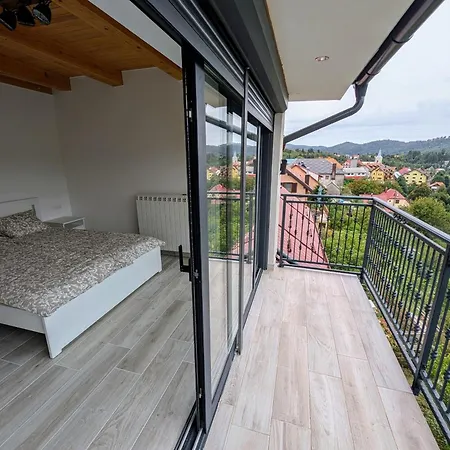 Fuzine Lake Apartments Appartamento *
