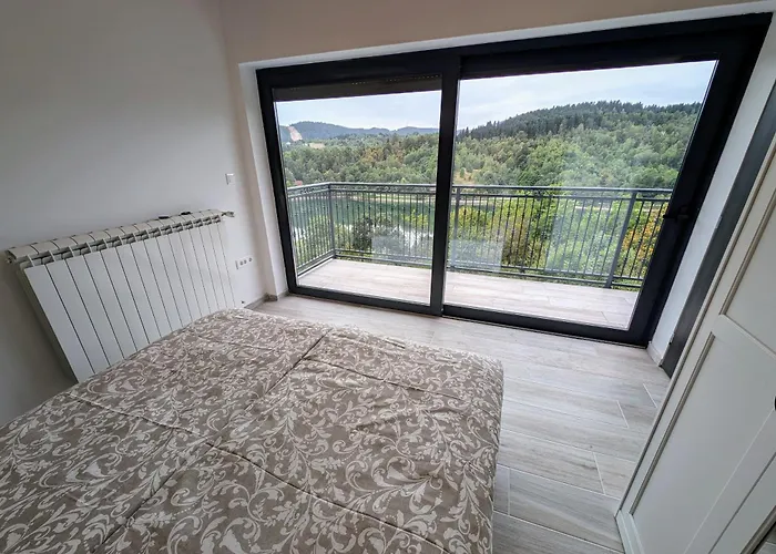 Apartman Fuzine Lake Apartments